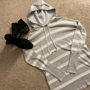 Tahari hooded sweater
